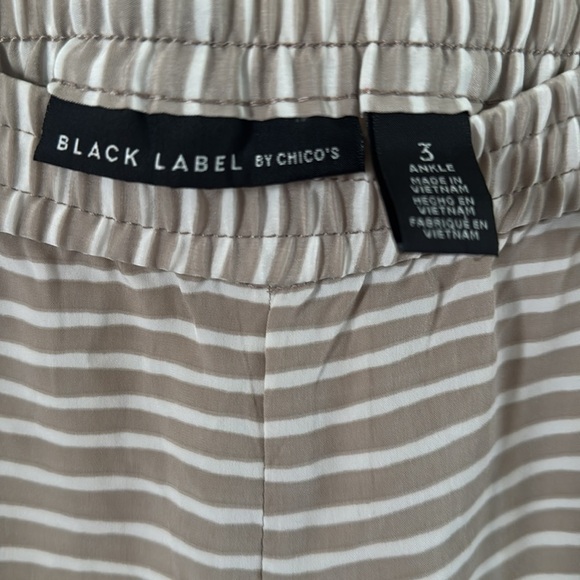 Chico’s Black Label Striped Beige and White Jogger Pants size 2 Large - Picture 5 of 10